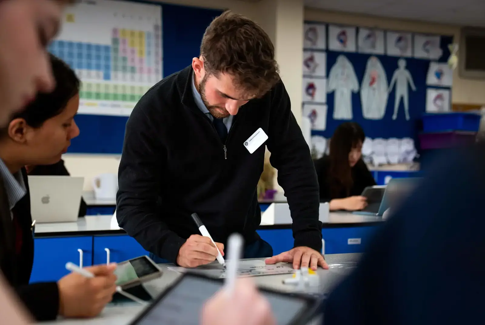PGCE student teaching Science.