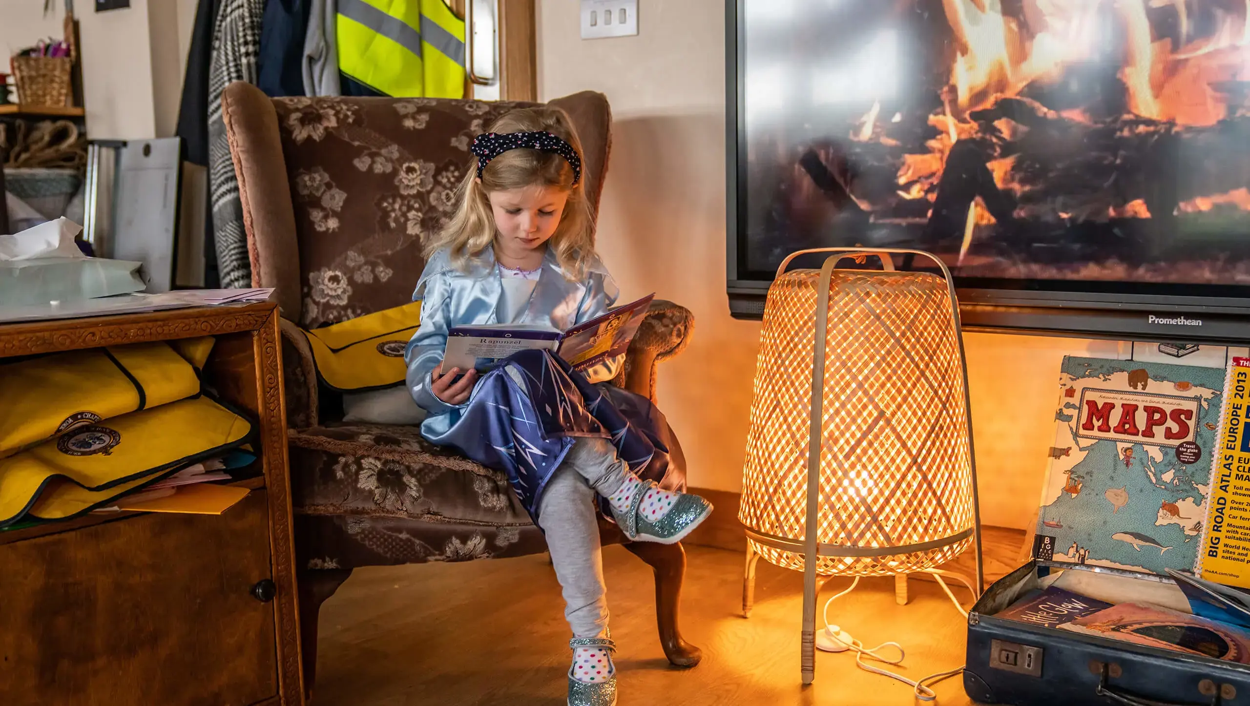 A Chapter House pupil reading a book